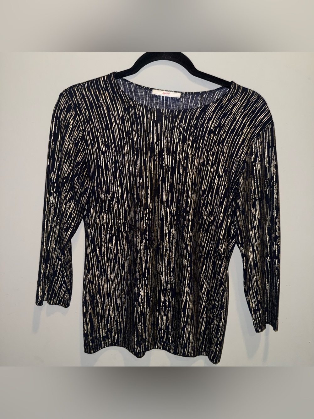 Women’s Black and Cream Patterned Long Sleeve Top